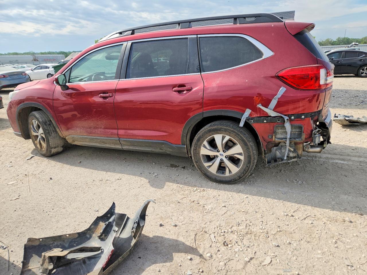 2019 Subaru Ascent Premium - Фото 2