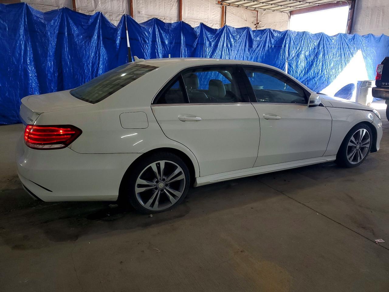 2016 Mercedes-Benz E 350 4Matic - Фото 3