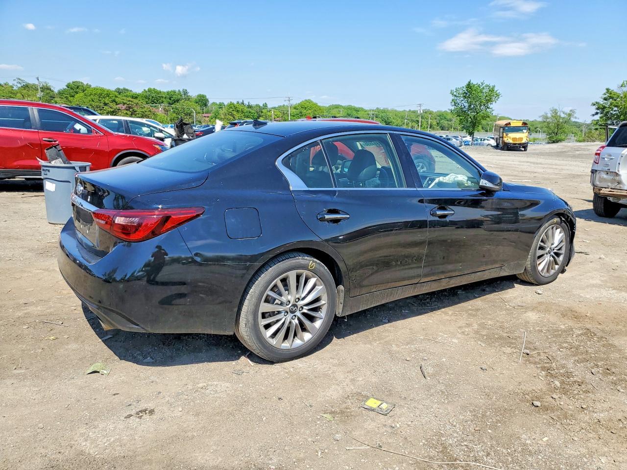 2020 Infiniti Q50 - Фото 3