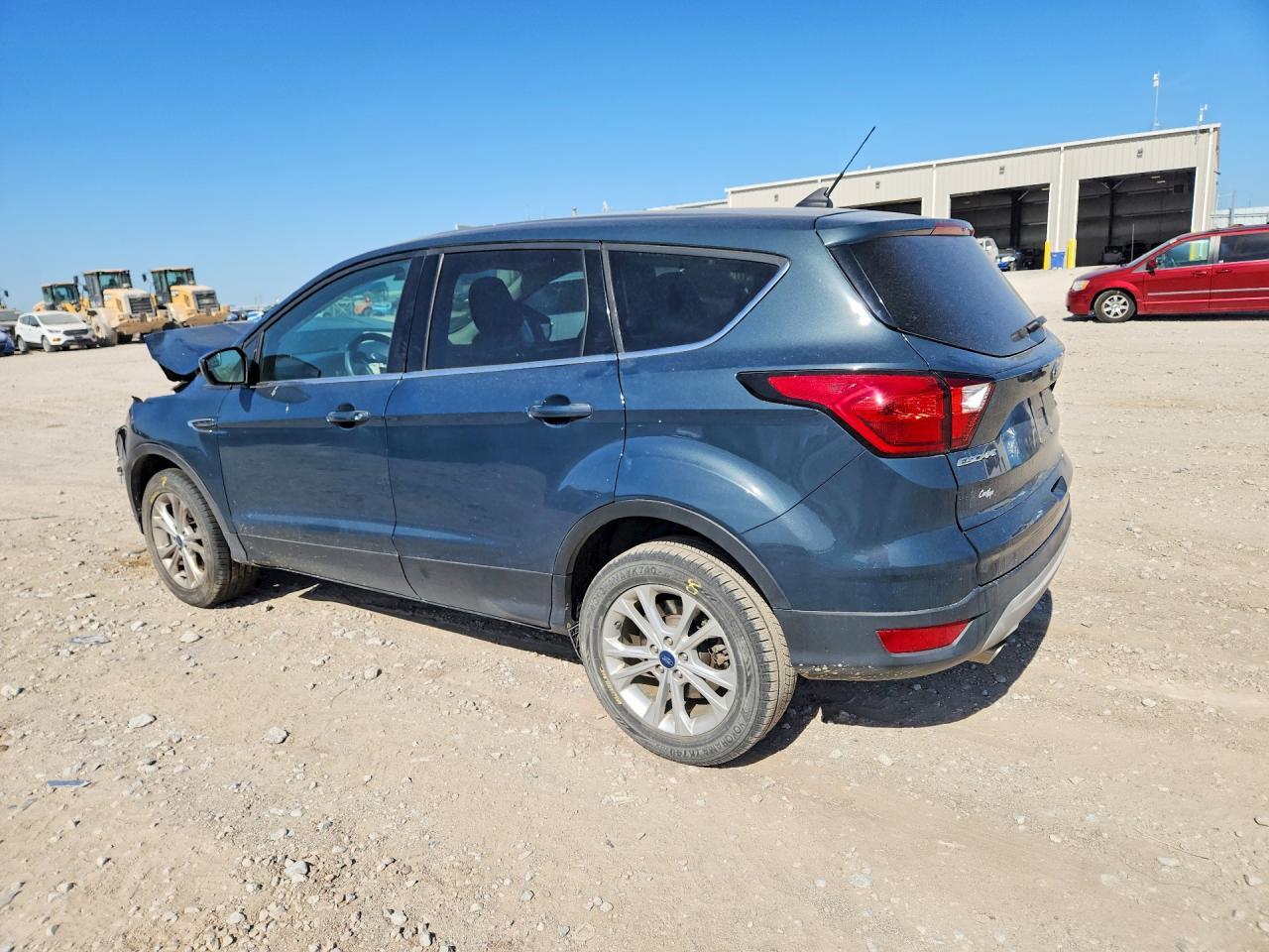 2019 Ford Escape Se - Фото 2