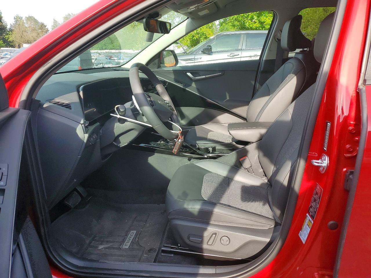 2024 Kia Niro Ex - Image 7