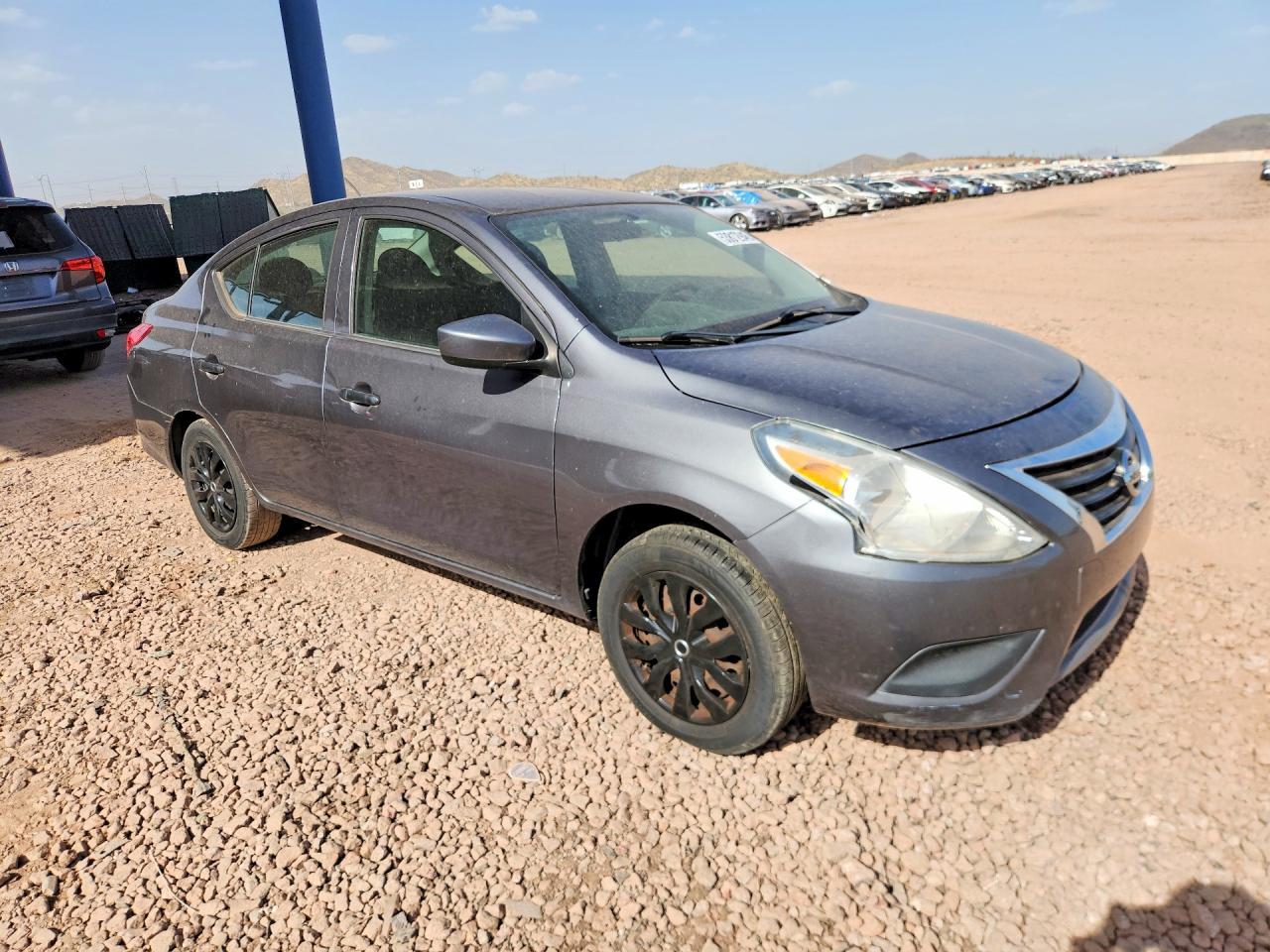 2016 Nissan Versa - Фото 4