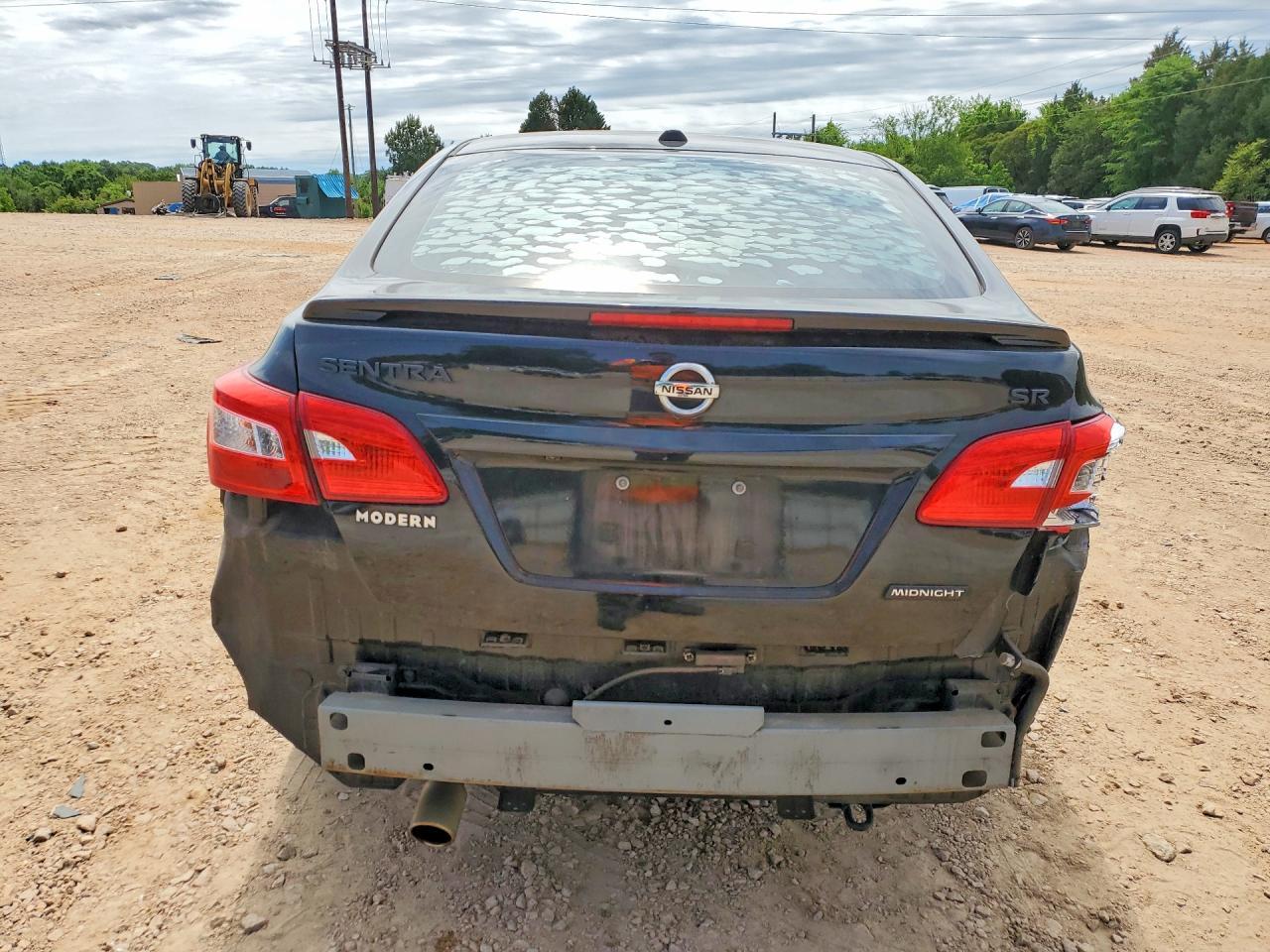 2018 Nissan Sentra Sr - Image 6