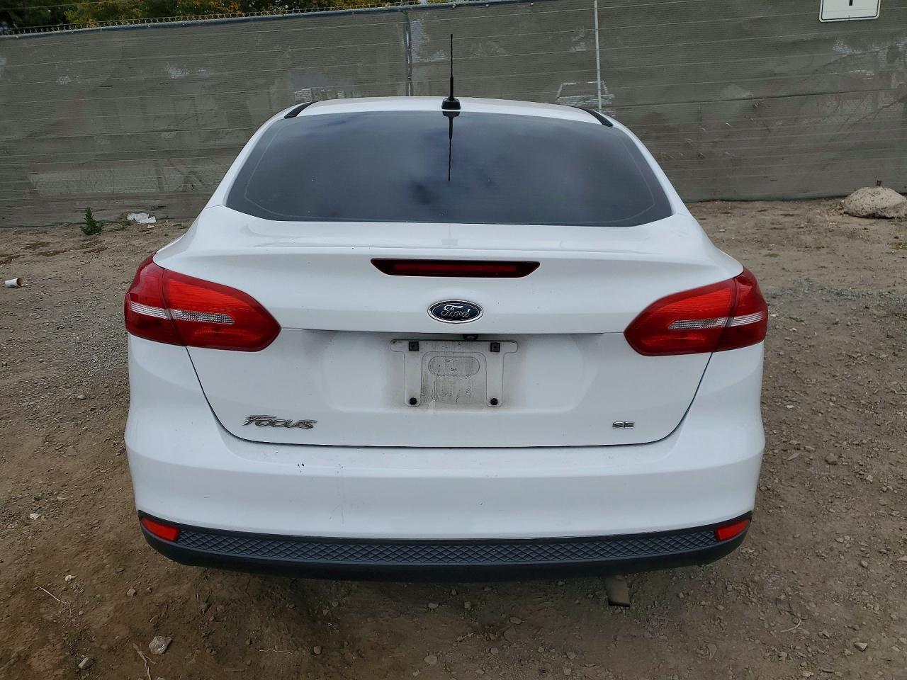 2015 Ford Focus Se - Фото 6