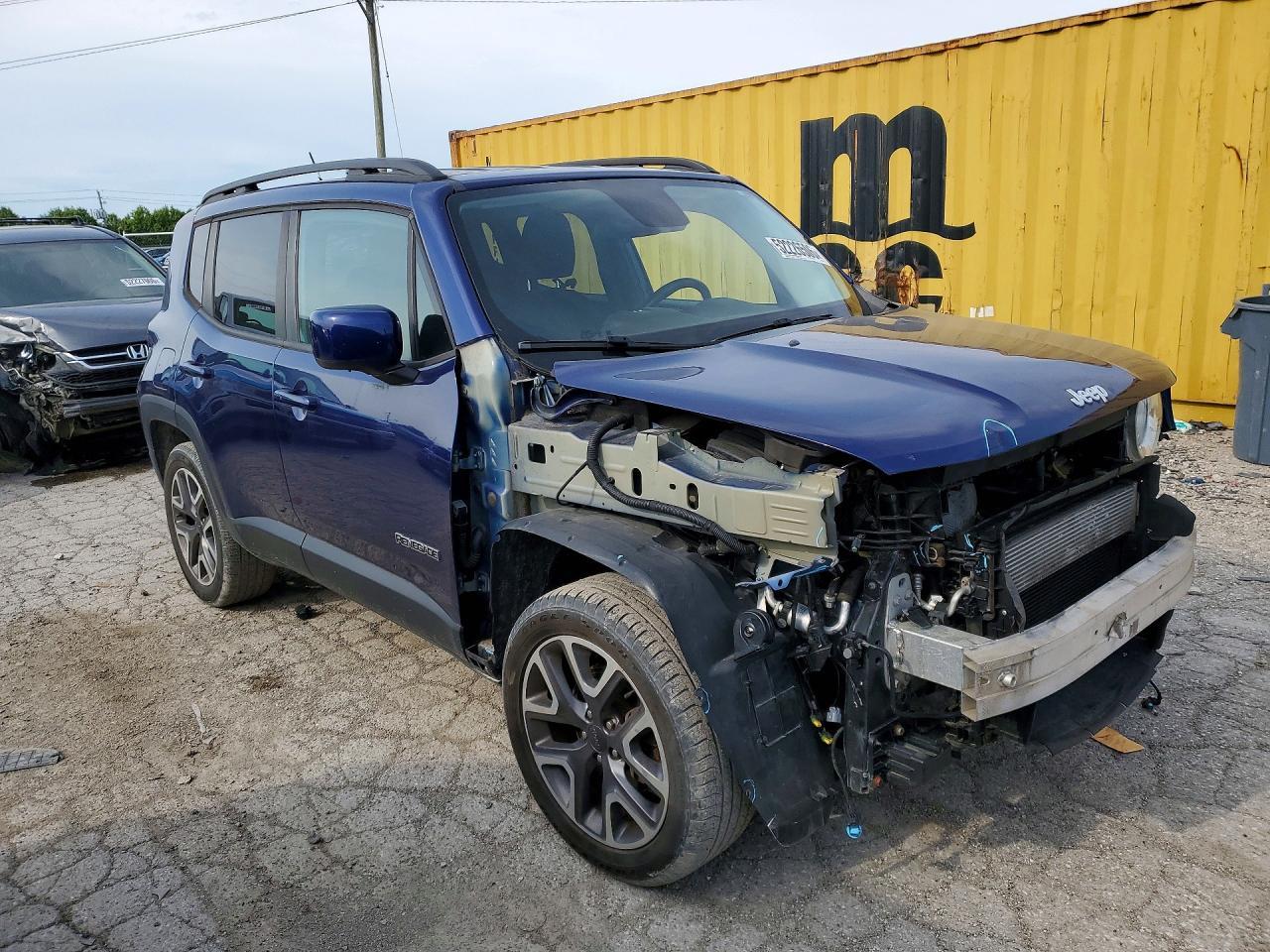 2016 Jeep Renegade Latitude - Image 4
