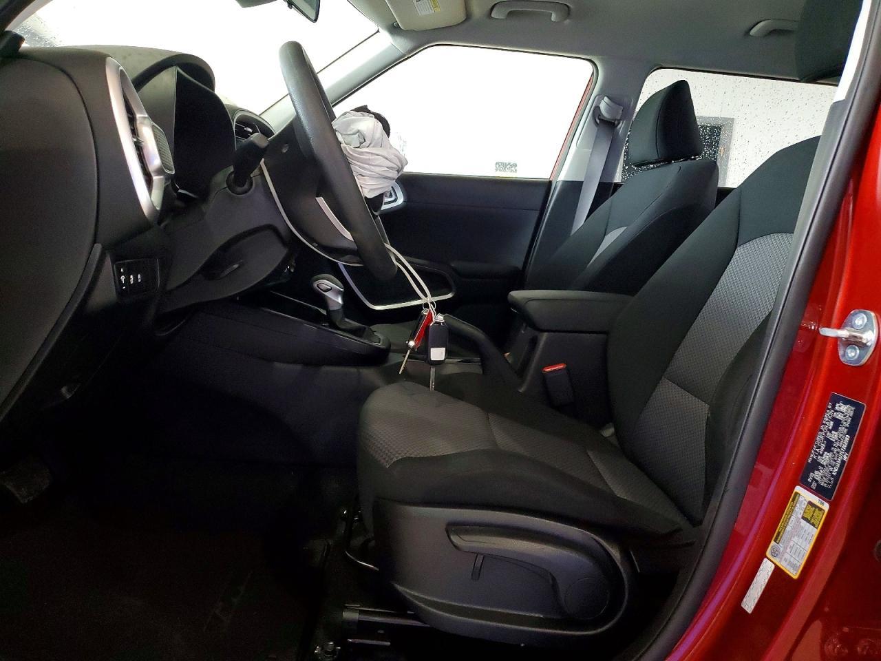 2025 Kia Soul Lx - Image 7