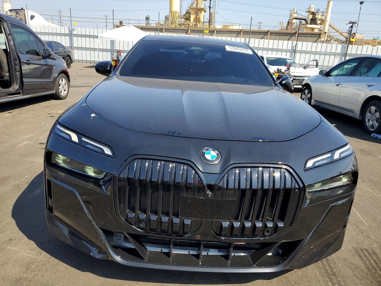 2023 BMW 740 I - Фото 5