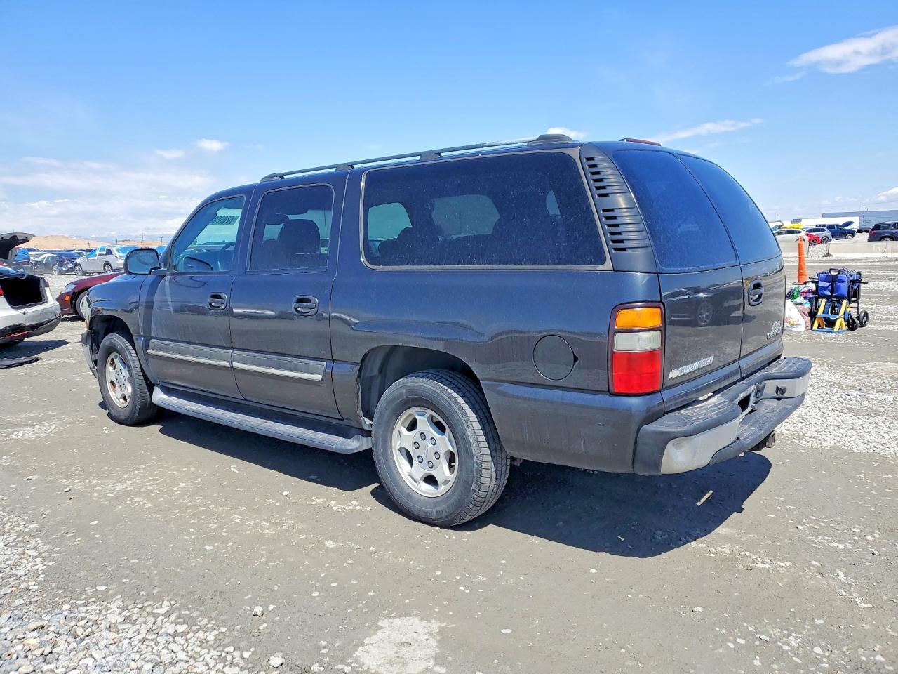 2004 Chevrolet Subrban - Фото 2