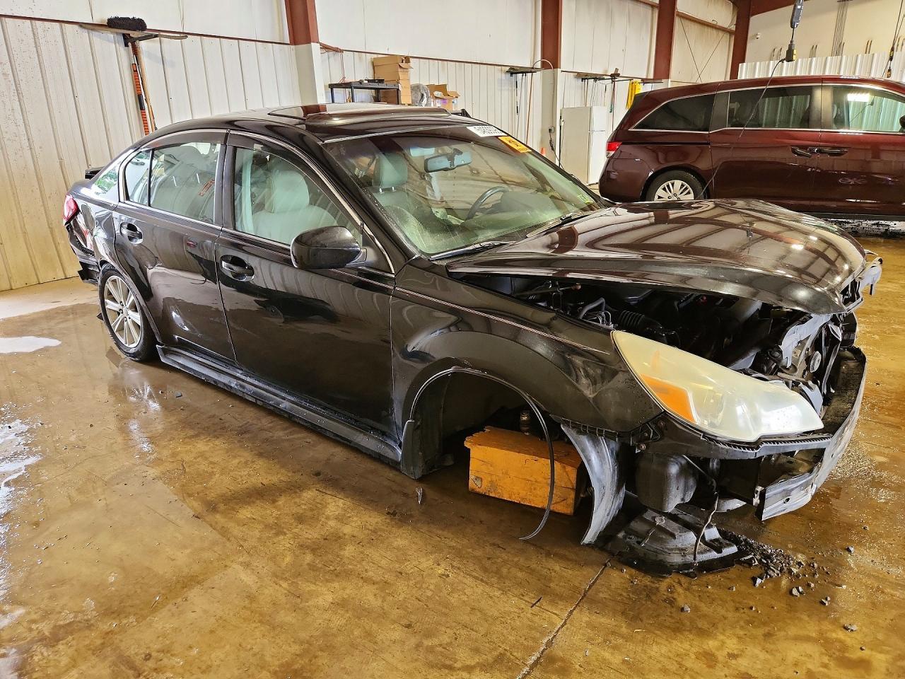 2010 Subaru Legacy 2.5I Premium - Фото 4