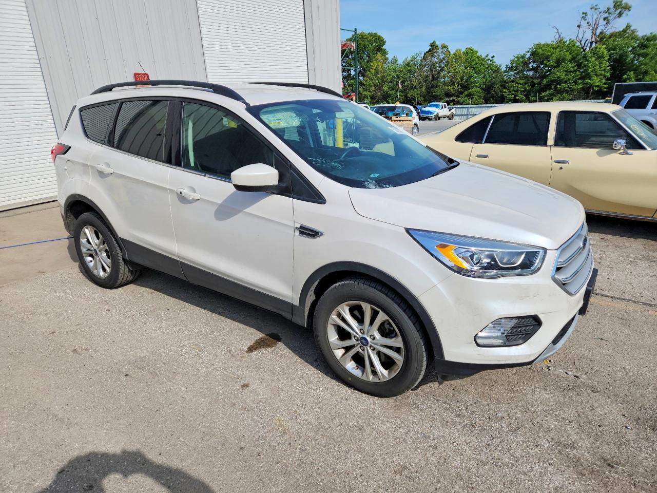2019 Ford Escape Sel - Фото 4