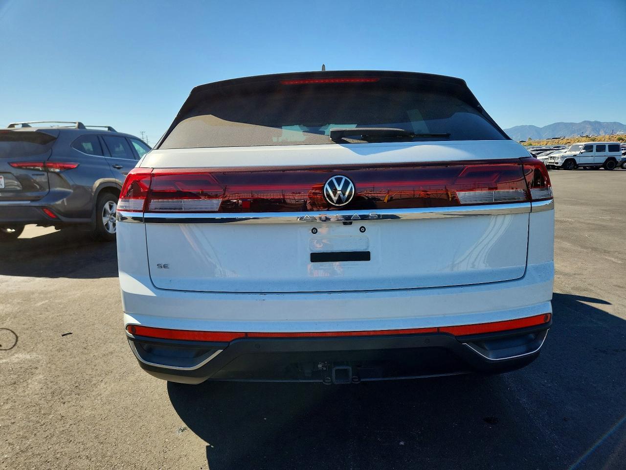 2025 Volkswagen Atlas Cross Sport Se - Фото 6