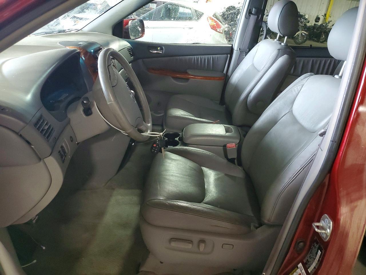 2007 Toyota Sienna Xle 7-Passenger - Фото 7