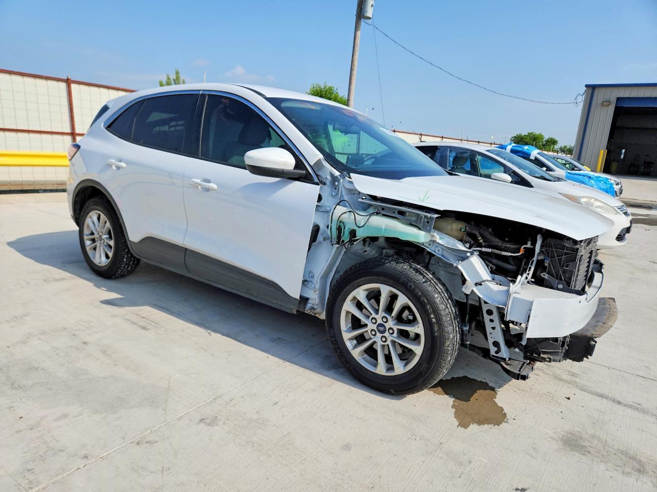 2020 Ford Escape Se - Фото 4