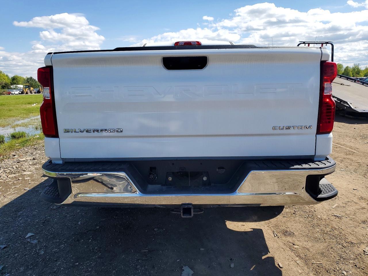 2020 Chevrolet Silverado C1500 - Image 6
