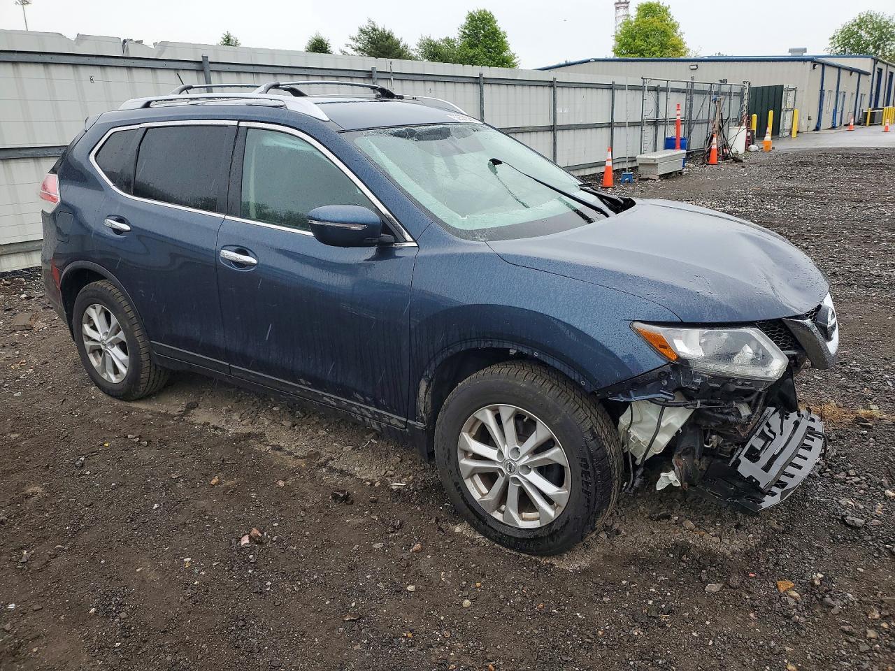 2015 Nissan Rogue Sv - Image 4