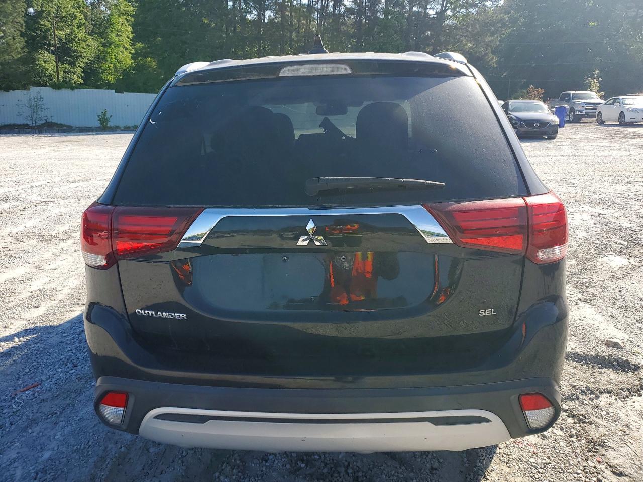 2020 Mitsubishi Outlander Se - Фото 6