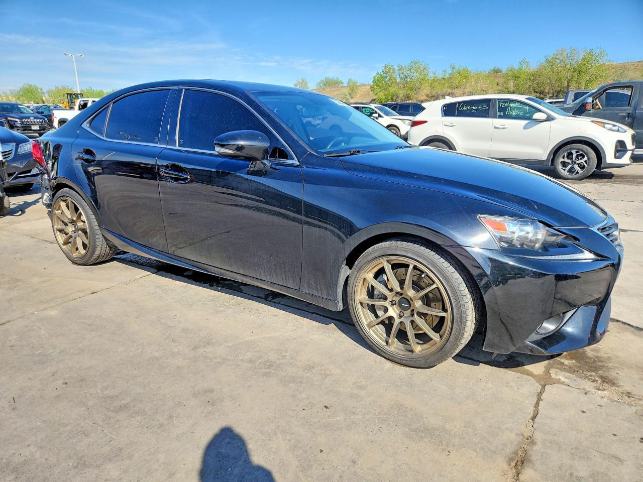 2016 Lexus Is 300 - Фото 4