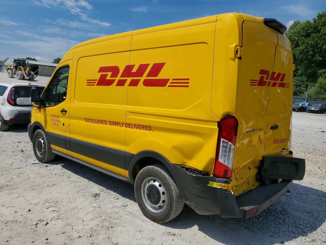2023 Ford Transit 150 Delivery Van - Фото 2