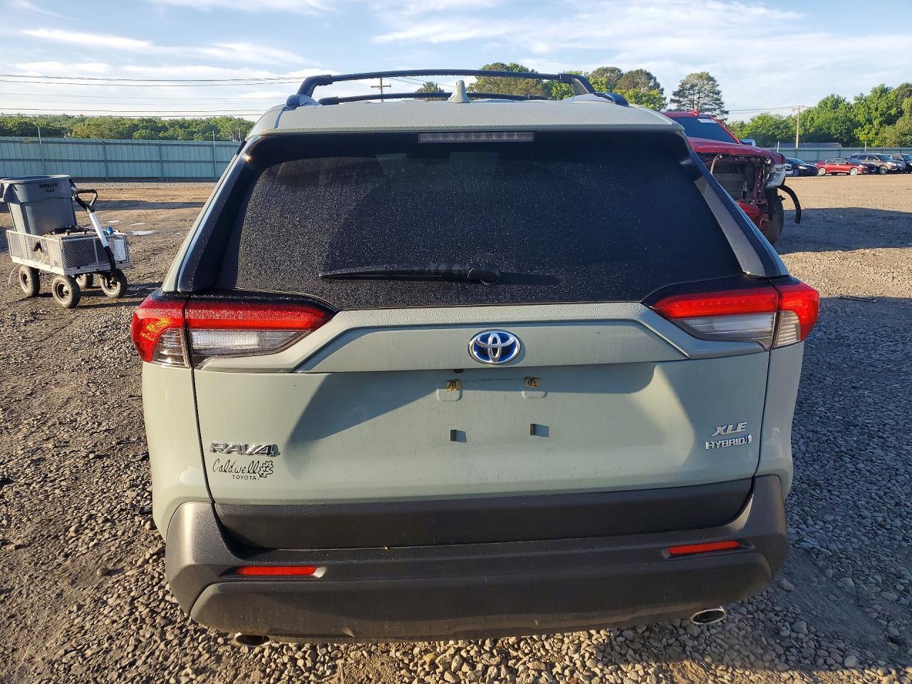 2022 Toyota Rav4 Xle - Image 6