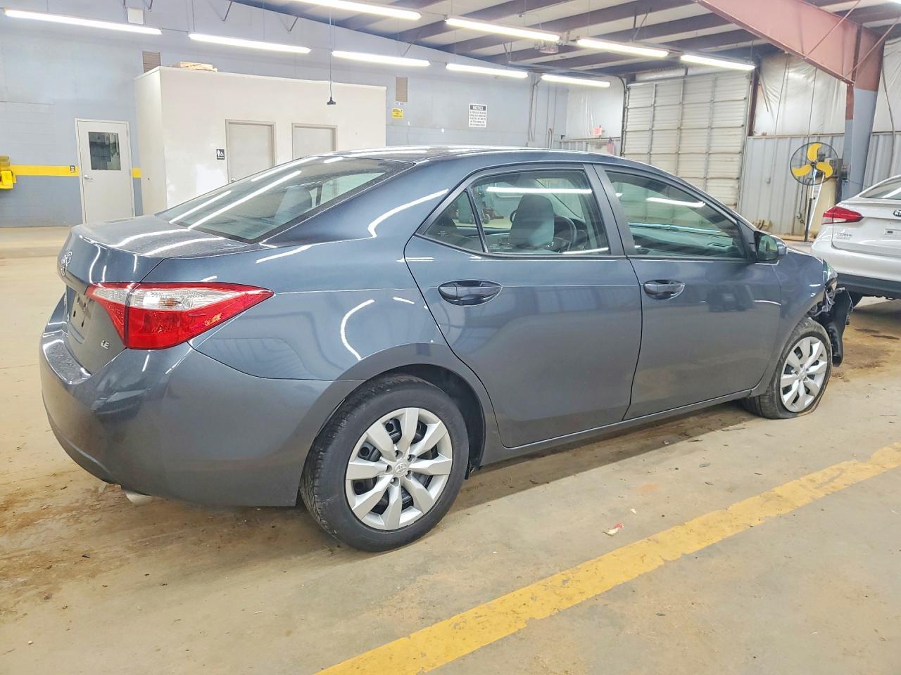 2016 Toyota Corolla Le - Фото 3
