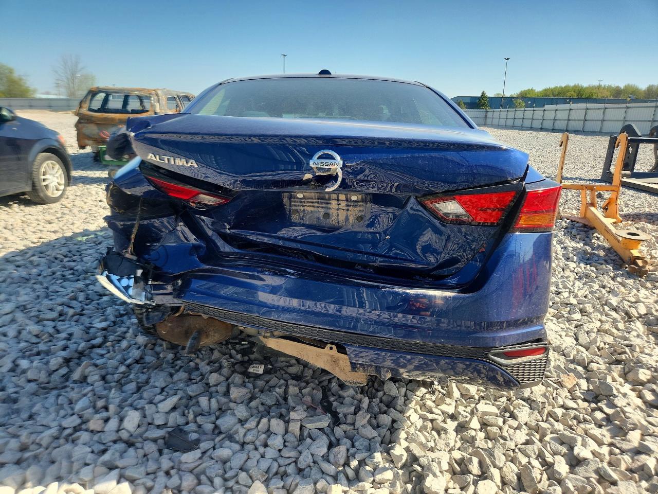 2019 Nissan Altima S - Image 6