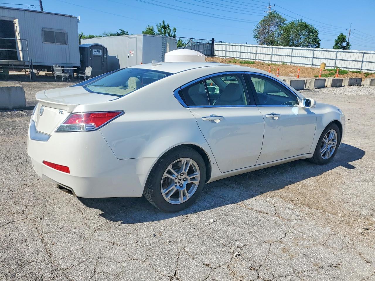 2010 Acura Tl - Image 3