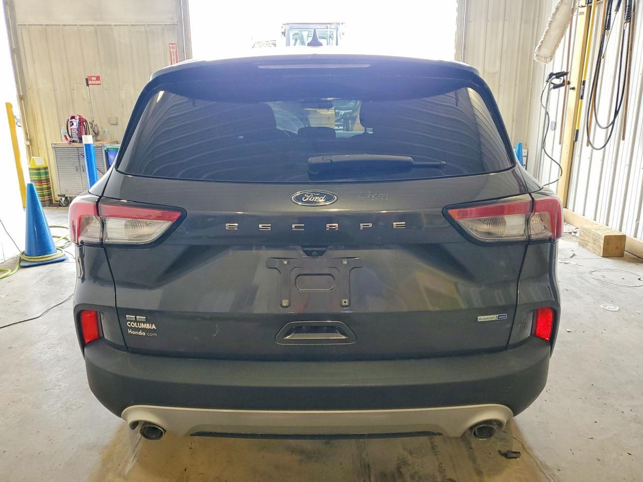 2020 Ford Escape Se - Фото 6