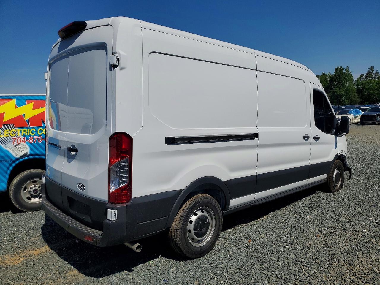 2026 Ford Transit 250 Delivery Van - Фото 3