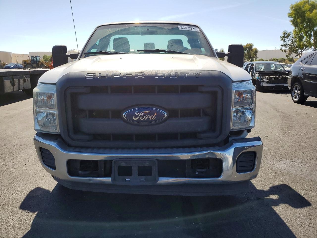 2015 Ford F350 Super Duty - Фото 5