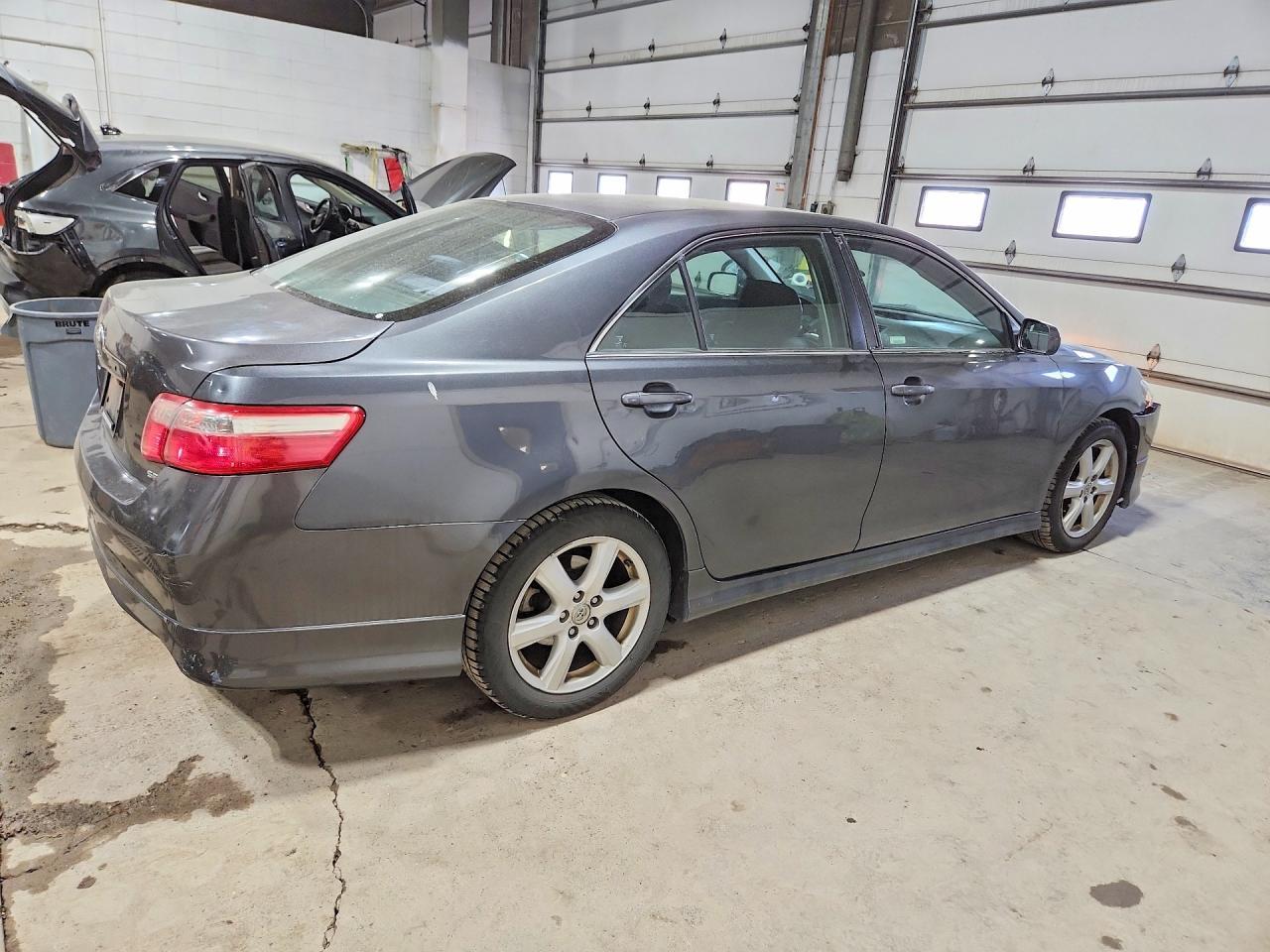 2008 Toyota Camry Se - Фото 3
