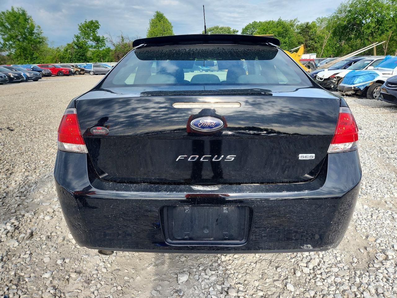 2010 Ford Focus Ses - Фото 6