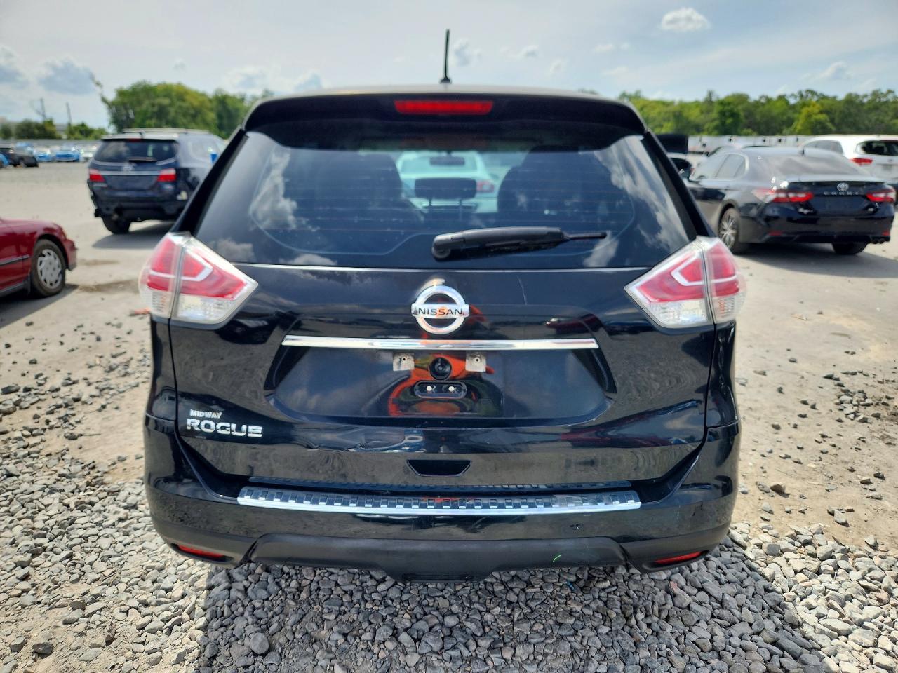 2015 Nissan Rogue S - Фото 6