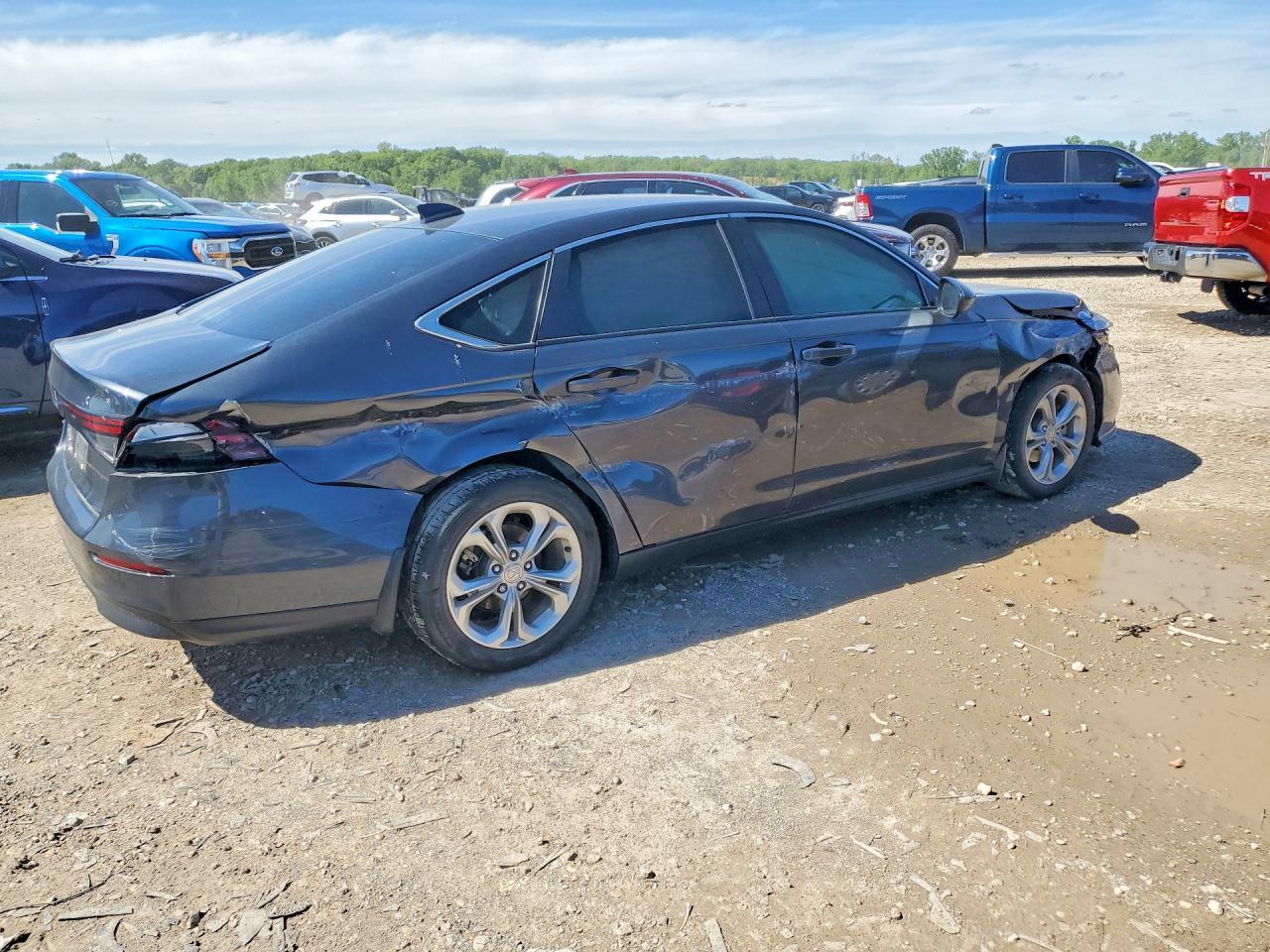 2023 Honda Accord Lx - Image 3
