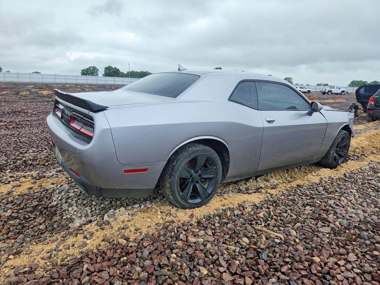 2016 Dodge Challenger Sxt - Фото 3