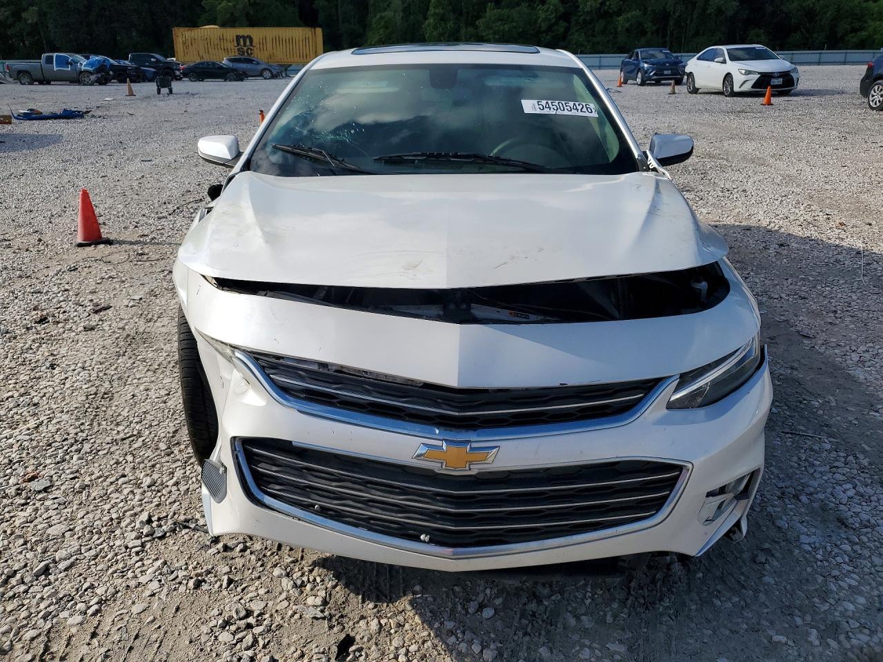 2017 Chevrolet Malibu Premier - Фото 5