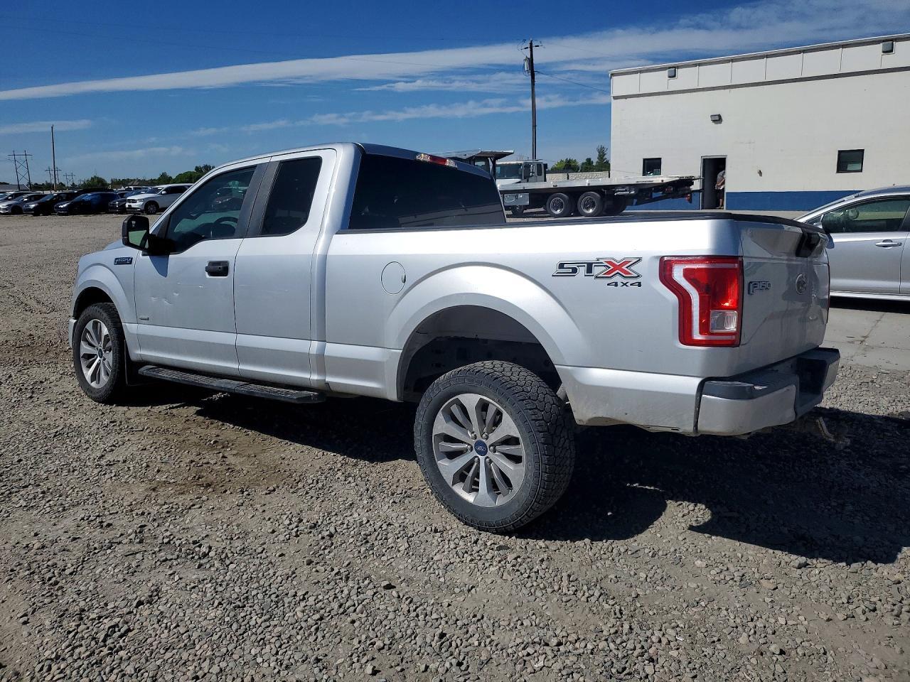 2017 Ford F150 Super Cab - Image 2