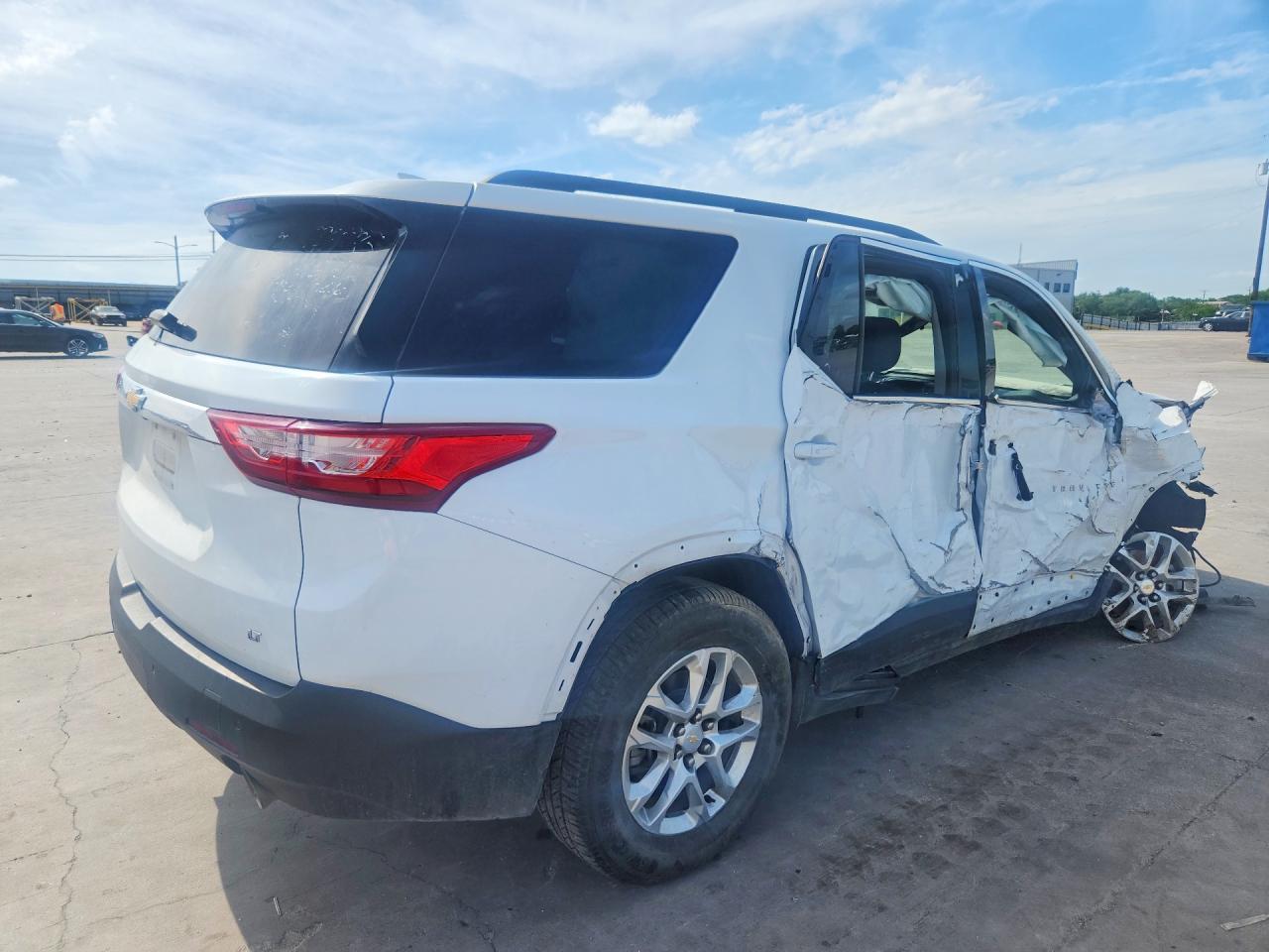 2019 Chevrolet Traverse Lt - Фото 3