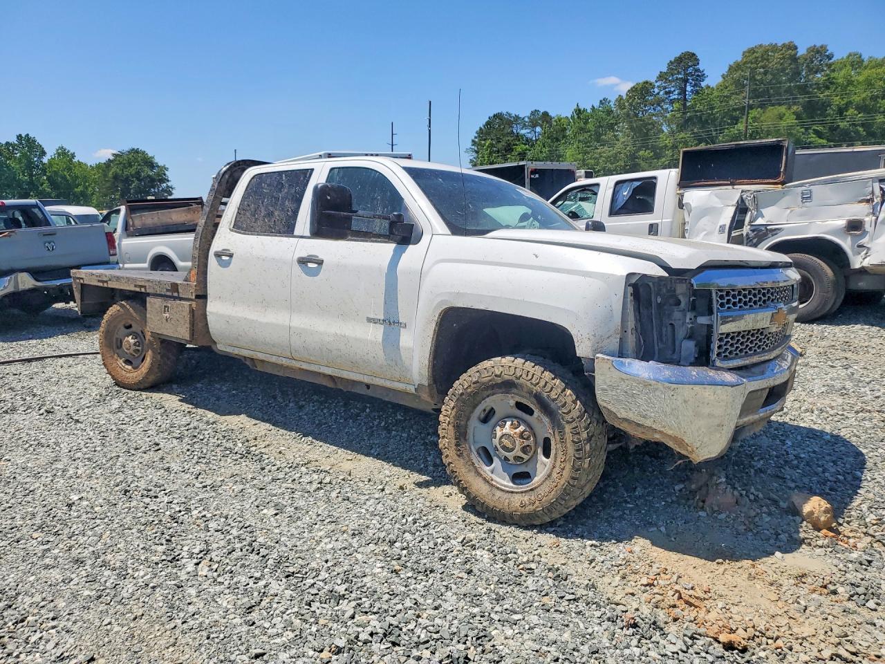 2019 Chevrolet Silverado K2500 Heavy Duty - Фото 4