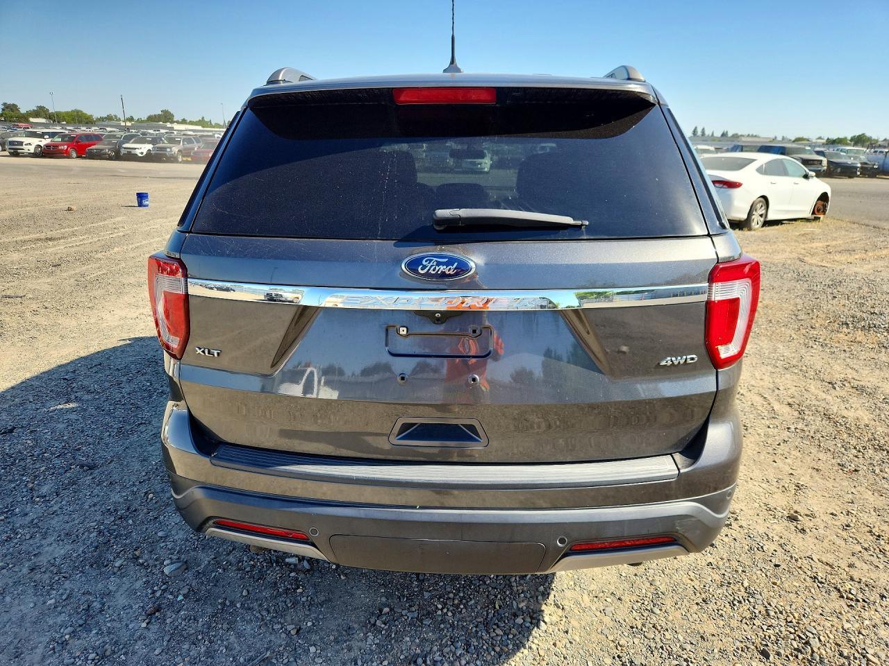 2019 Ford Explorer Xlt - Image 6