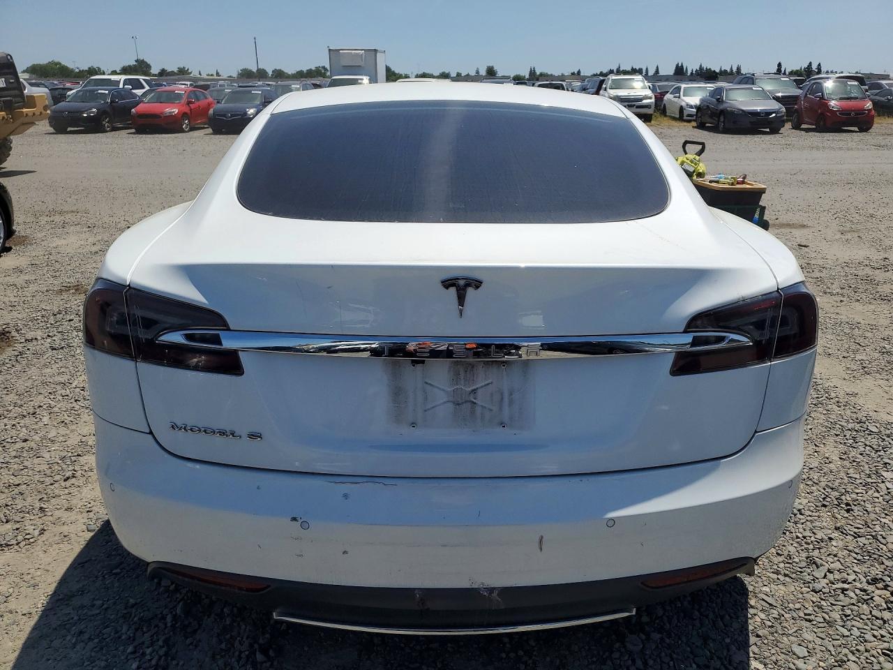 2015 Tesla Model S - Image 6