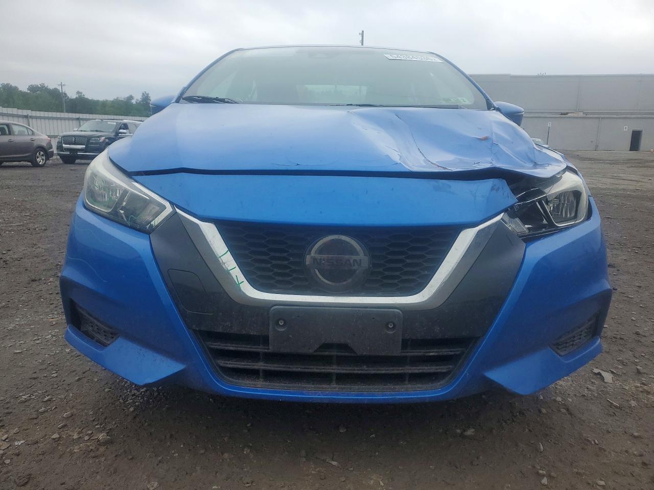 2021 Nissan Versa Sv - Image 5