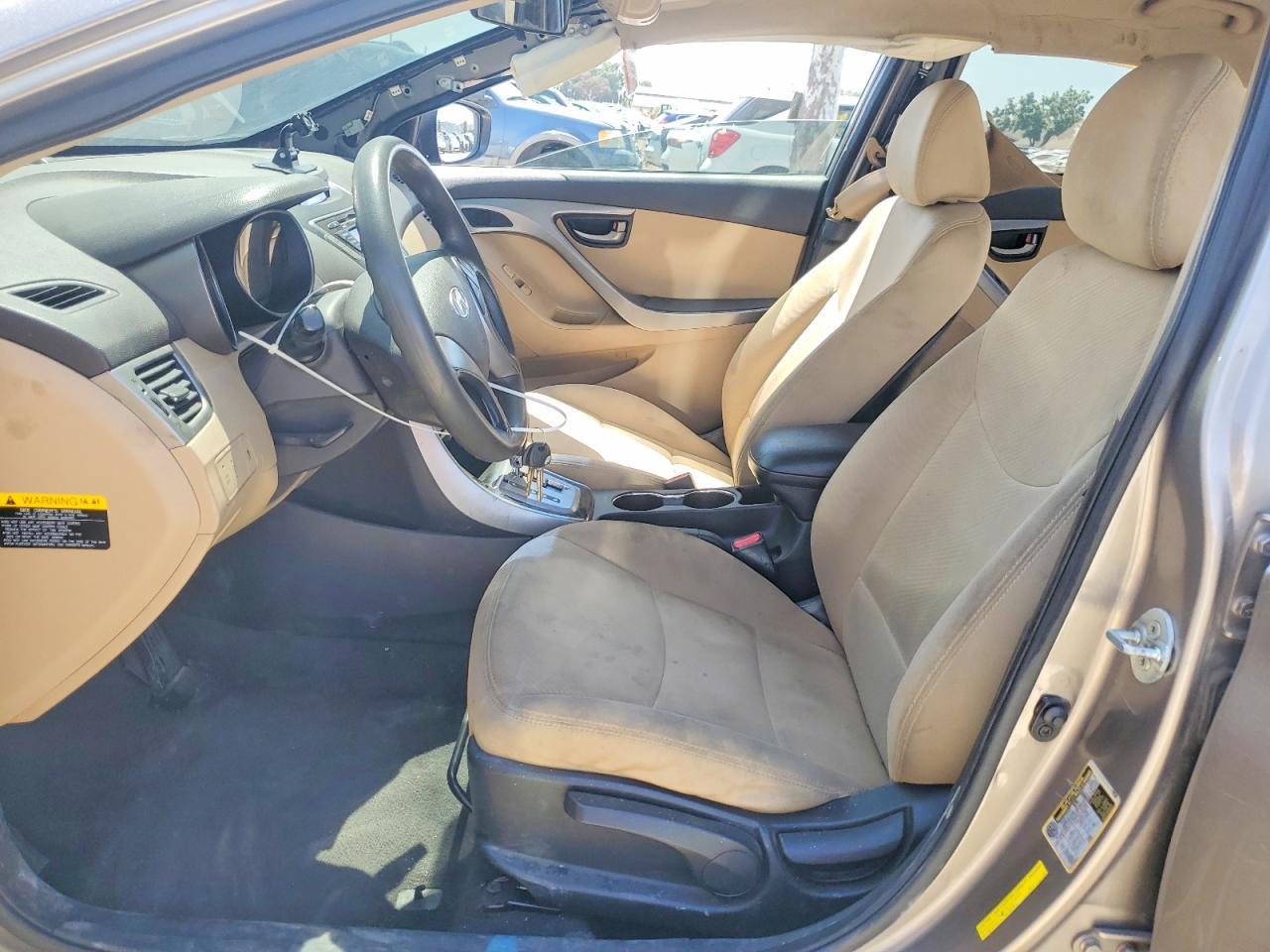 2013 Hyundai Elantra Gls - Фото 7