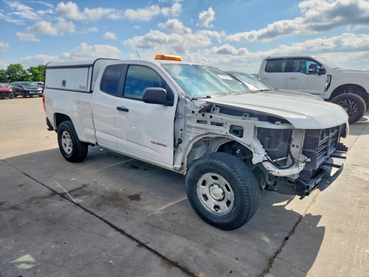 2019 Chevrolet Colorado - Image 4