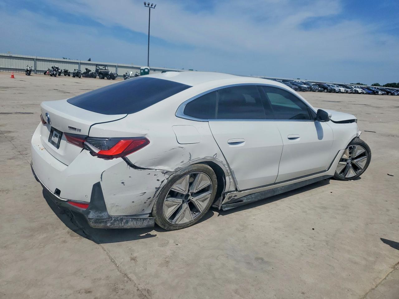 2024 BMW I4 Edrive 35 - Image 3