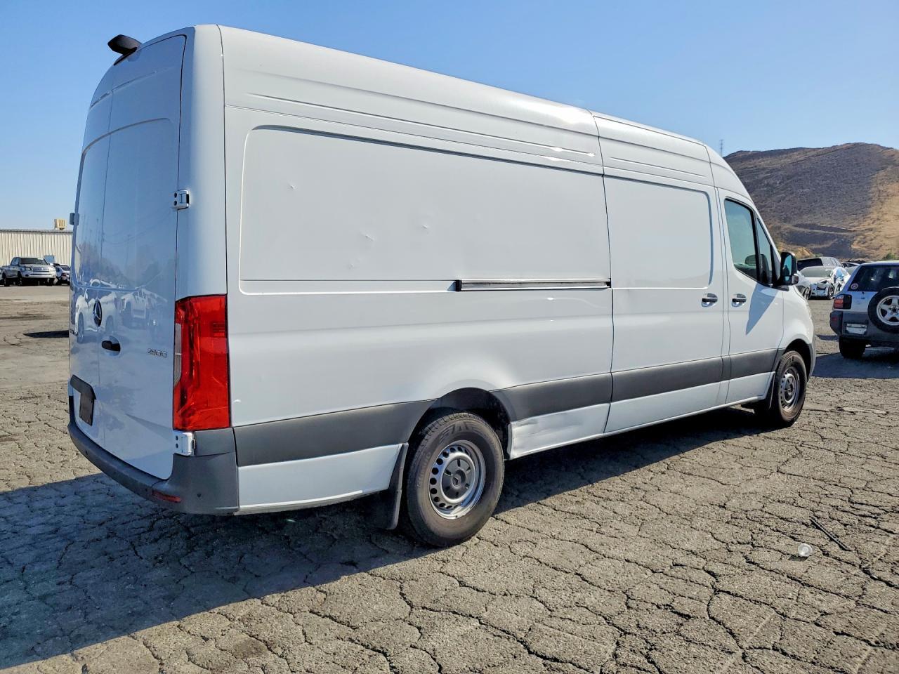 2024 Mercedes Benz Sprinter 2500 Delivery Van - Image 3