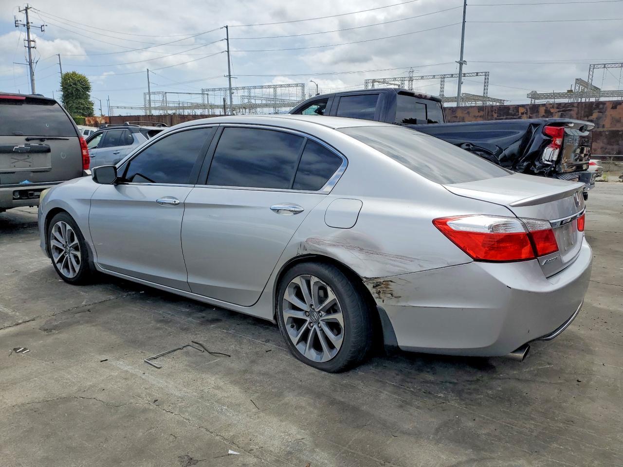 2014 Honda Accord Sport - Фото 2