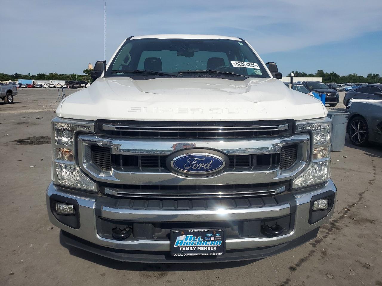 2022 Ford F350 Super Duty - Фото 5