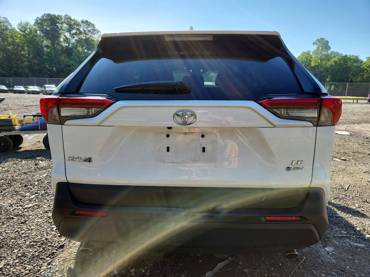 2025 Toyota Rav4 Le - Image 6