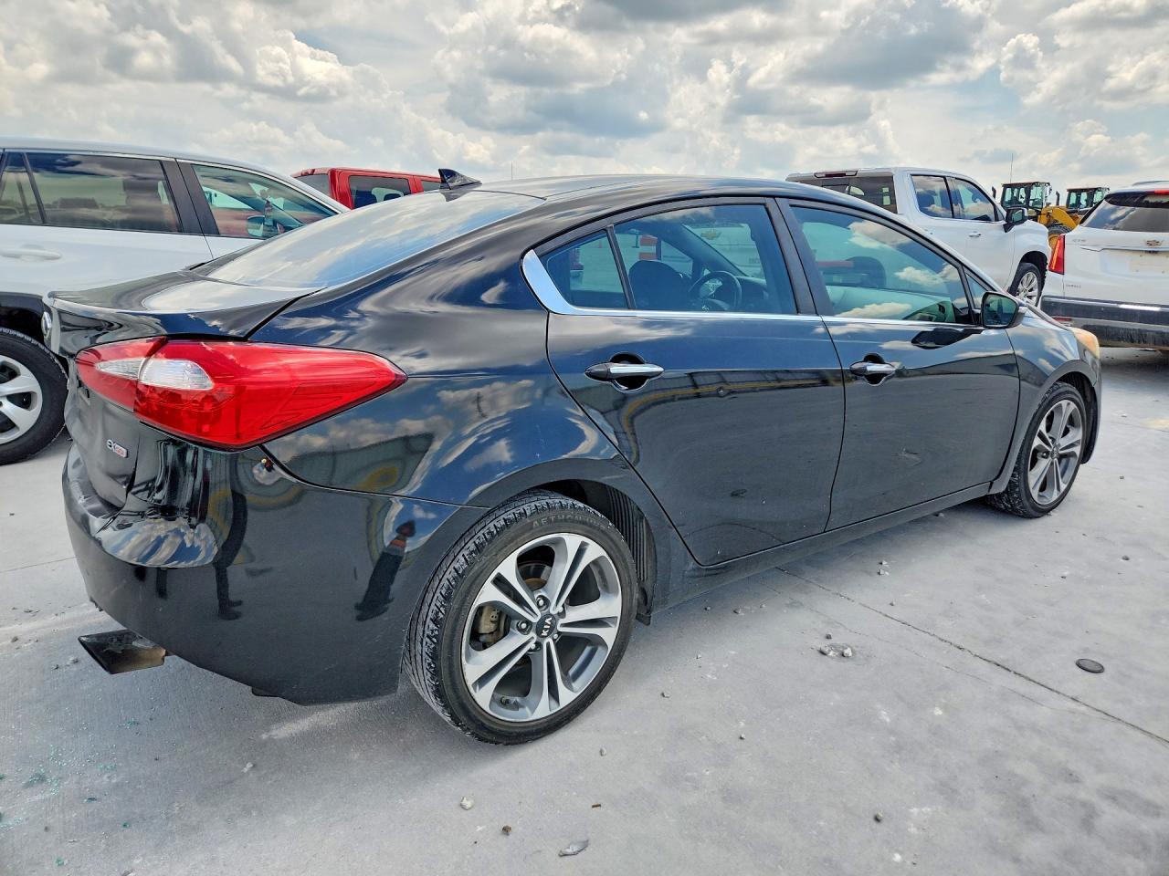 2016 Kia Forte Ex - Image 3