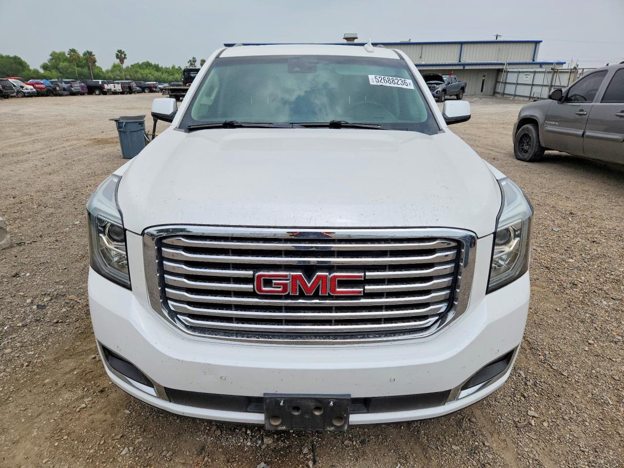 2017 GMC Yukon Slt - Image 5